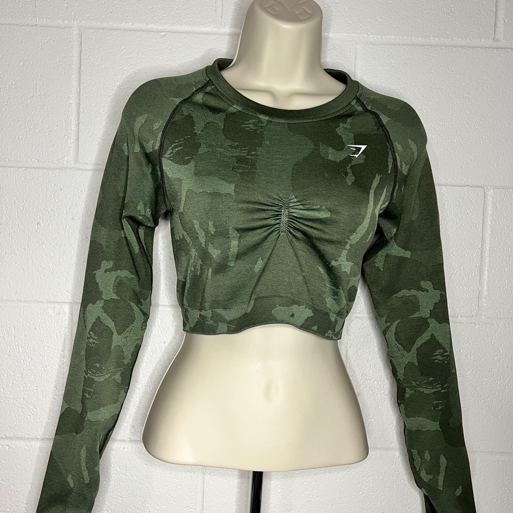 Gymshark Adapt Camo Seamless Long Sleeve Crop Top - Savanna | Green XS - Picture 3 of 5
